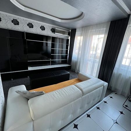 Premium Apartman Nyíregyháza エクステリア 写真