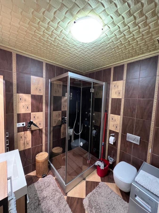 Premium Apartman Nyíregyháza エクステリア 写真